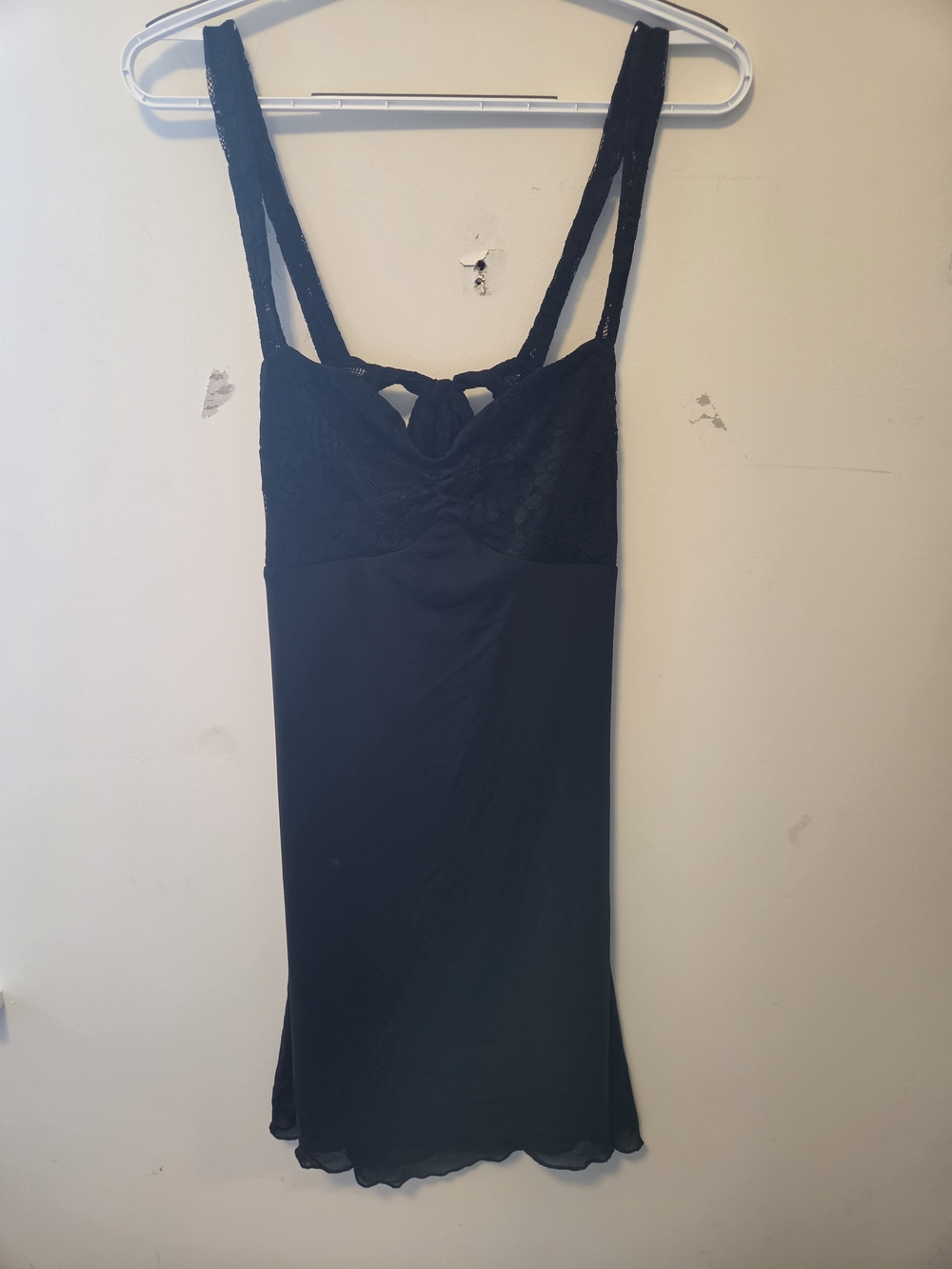 Women's Black Lace-Trim Slip - Elegant Chemise